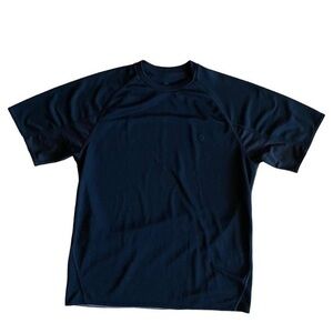 Old navy athletic short sleeve t-shirt for men